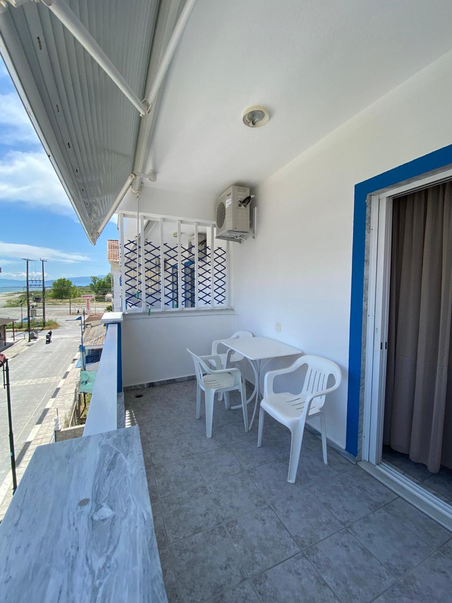 Villa Ilias Olympiakí Aktí Exterior foto
