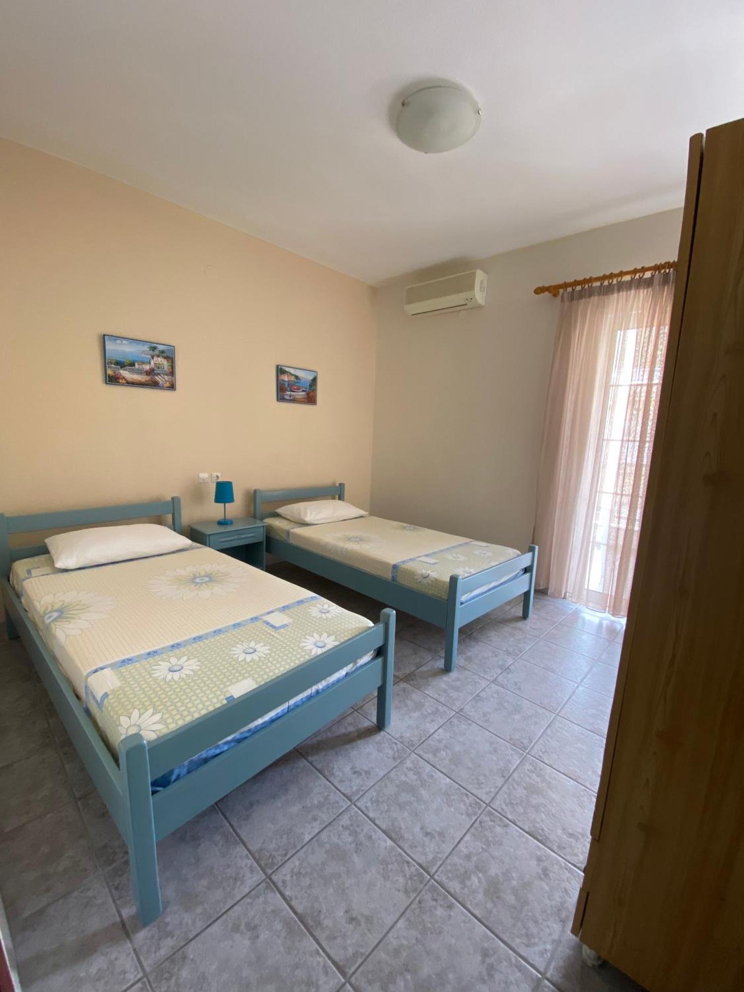 Villa Ilias Olympiakí Aktí Exterior foto